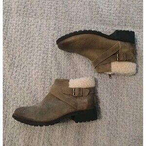 Ugg Faux Fur  Brown  & Cream 8.5 Boots